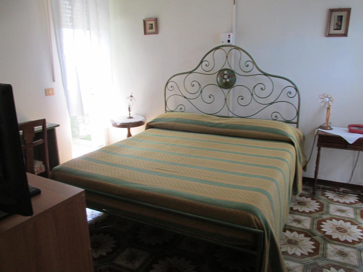Hotel Conchiglia Verde Sirolo Exterior photo